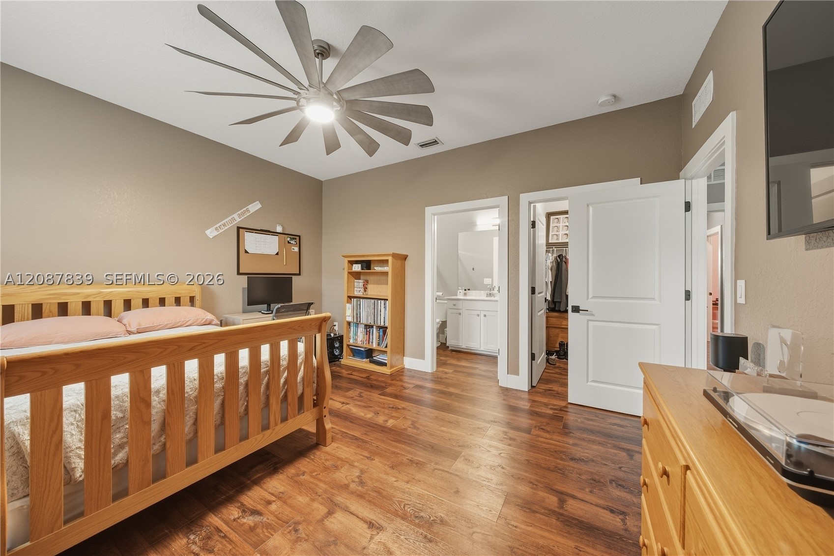 2590 Sw Berry Park Cir Property Photo 27