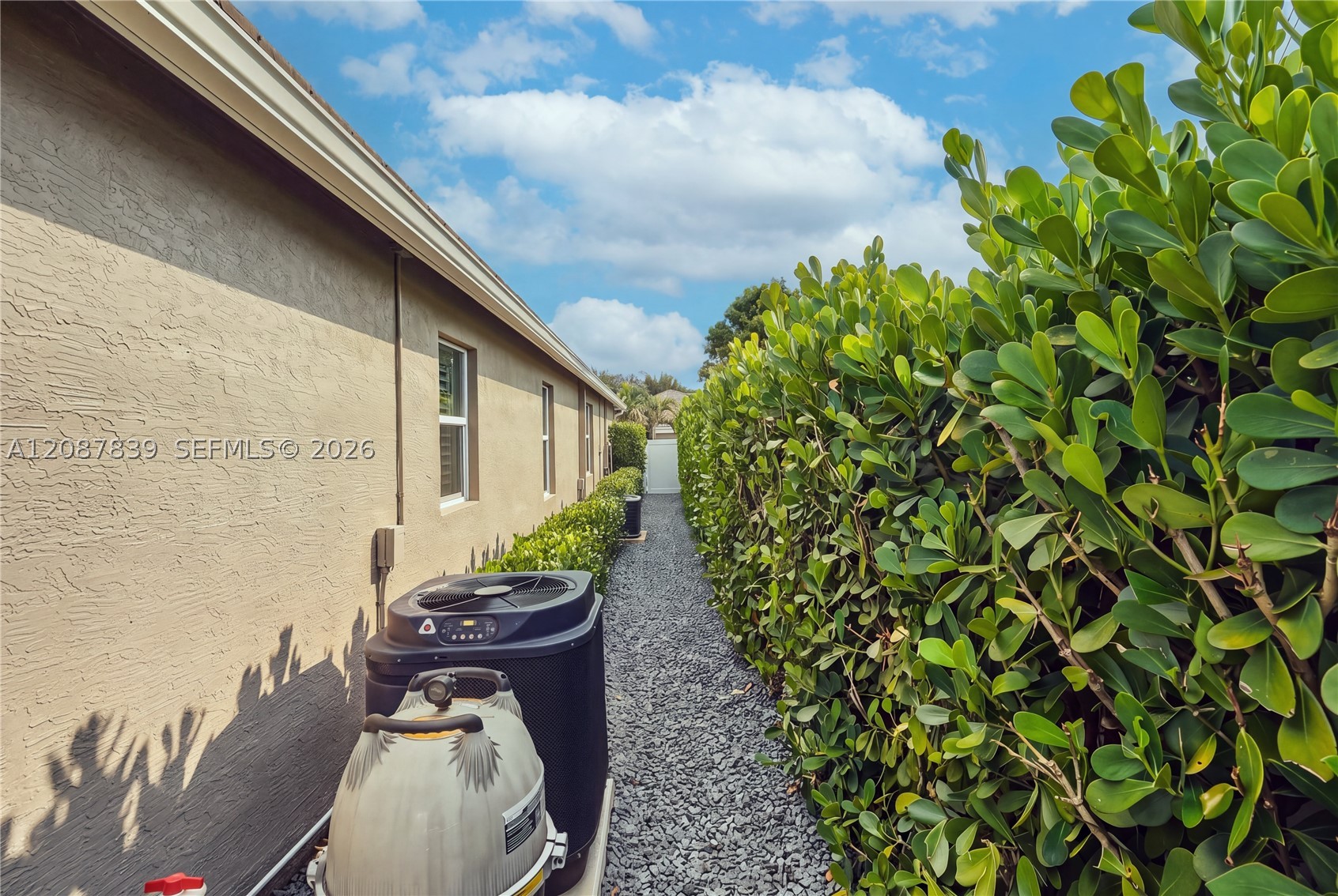 2590 Sw Berry Park Cir Property Photo 39