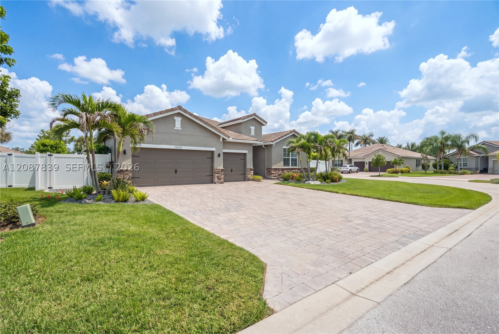 2590 Sw Berry Park Cir Property Photo 42