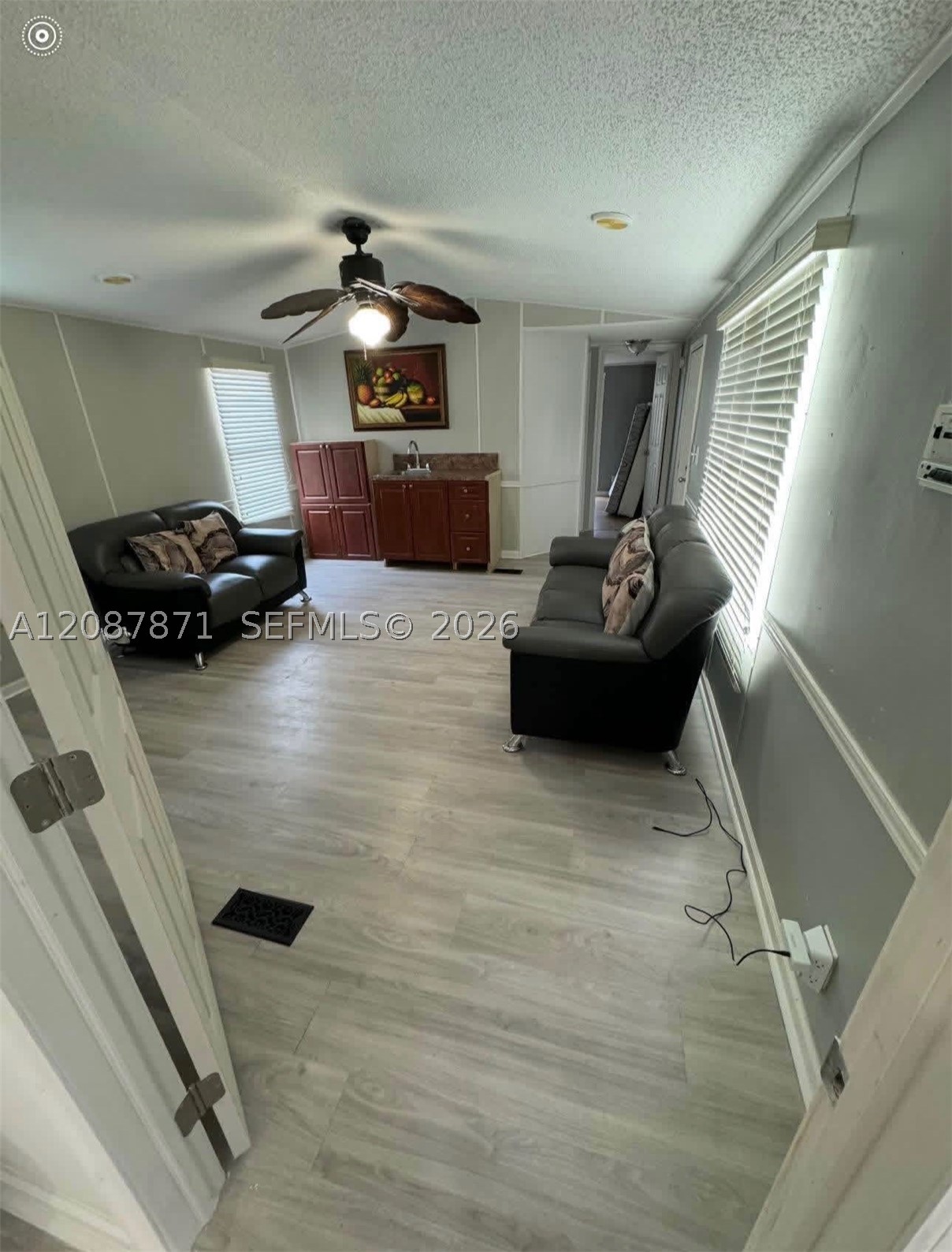 A12087871 Property Photo 5