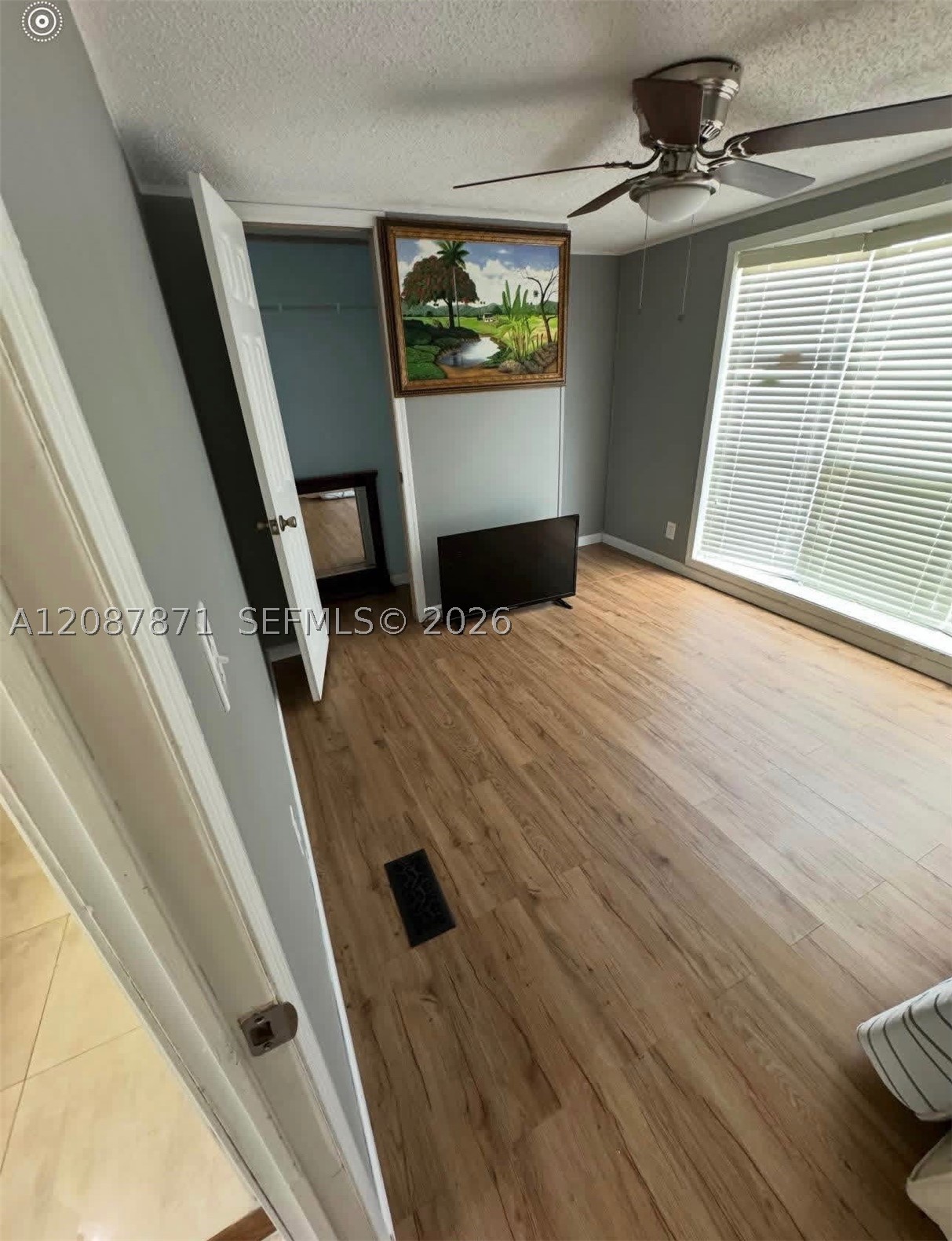 A12087871 Property Photo 15