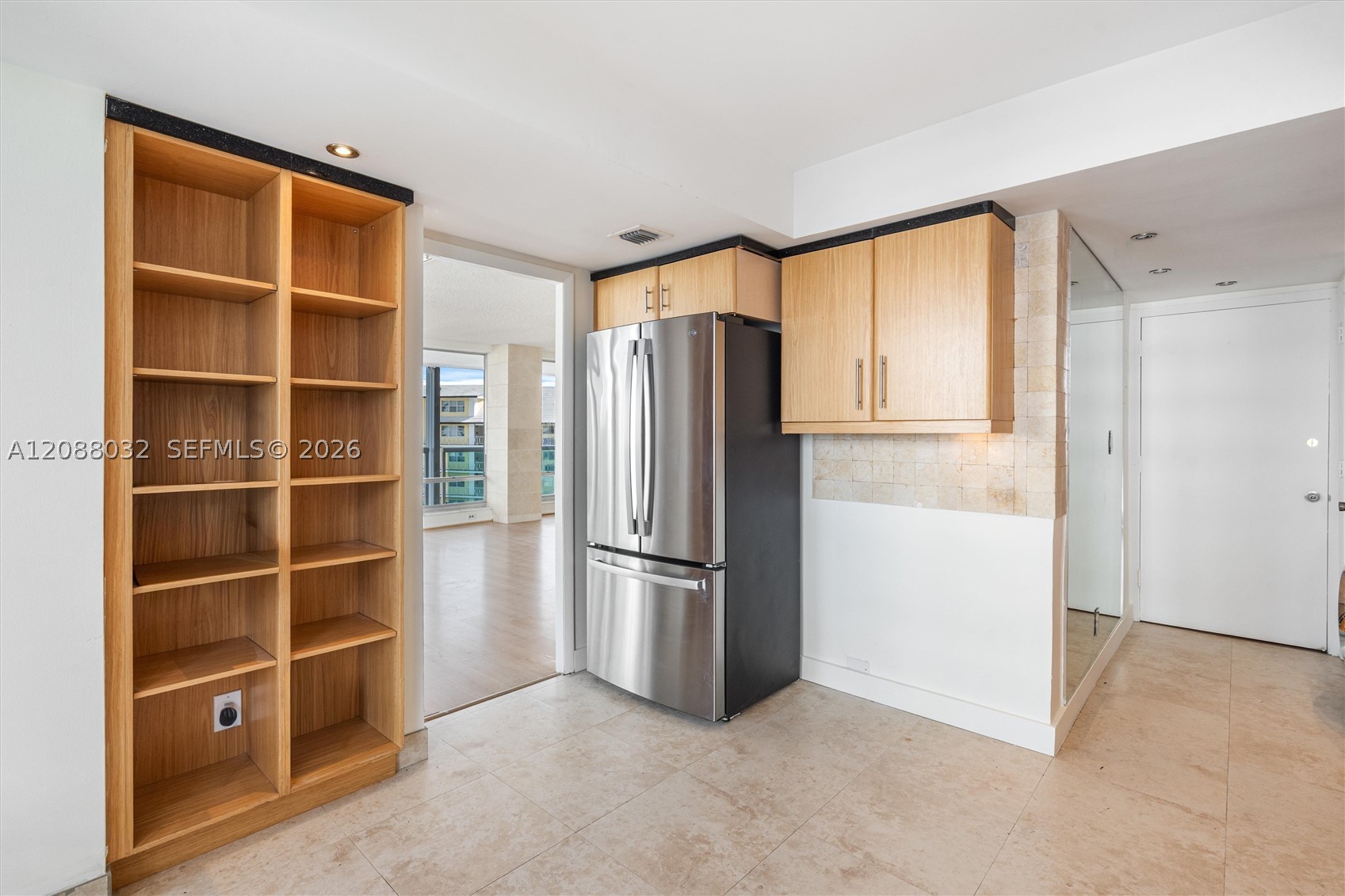 2100 S Ocean Ln 401 Property Photo 15