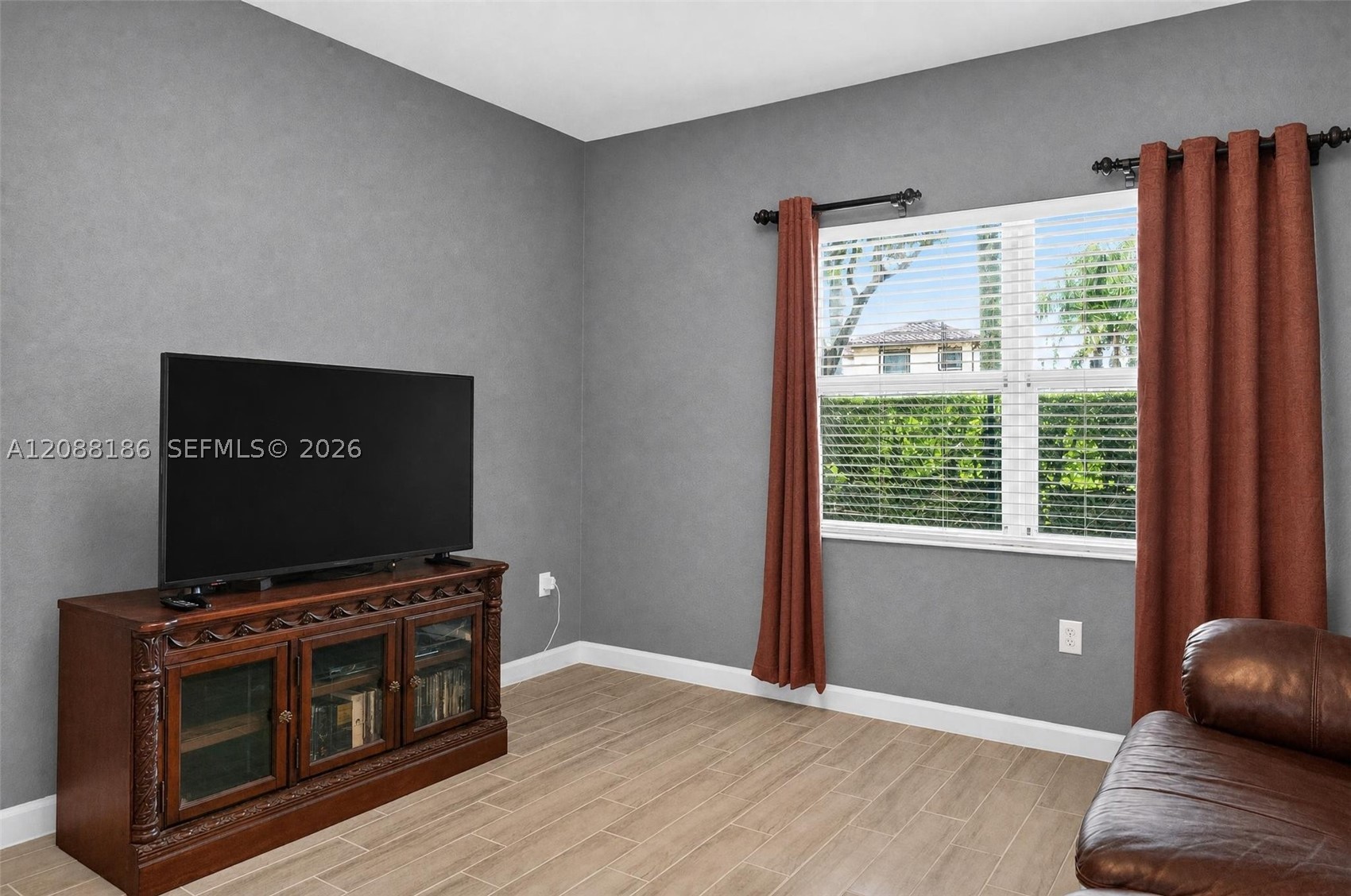 159 Ne 36th Ter Property Photo 45