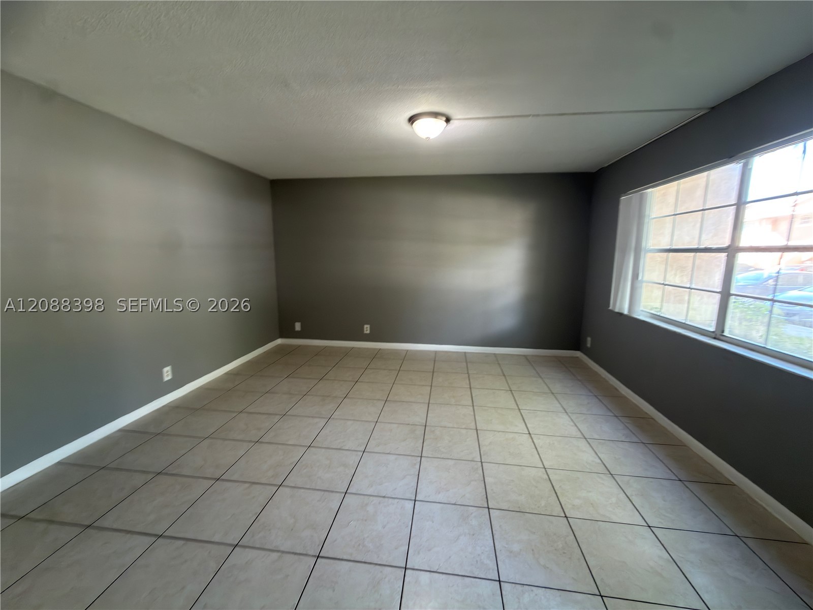 11448 Nw 43rd St 11448 Property Photo 3