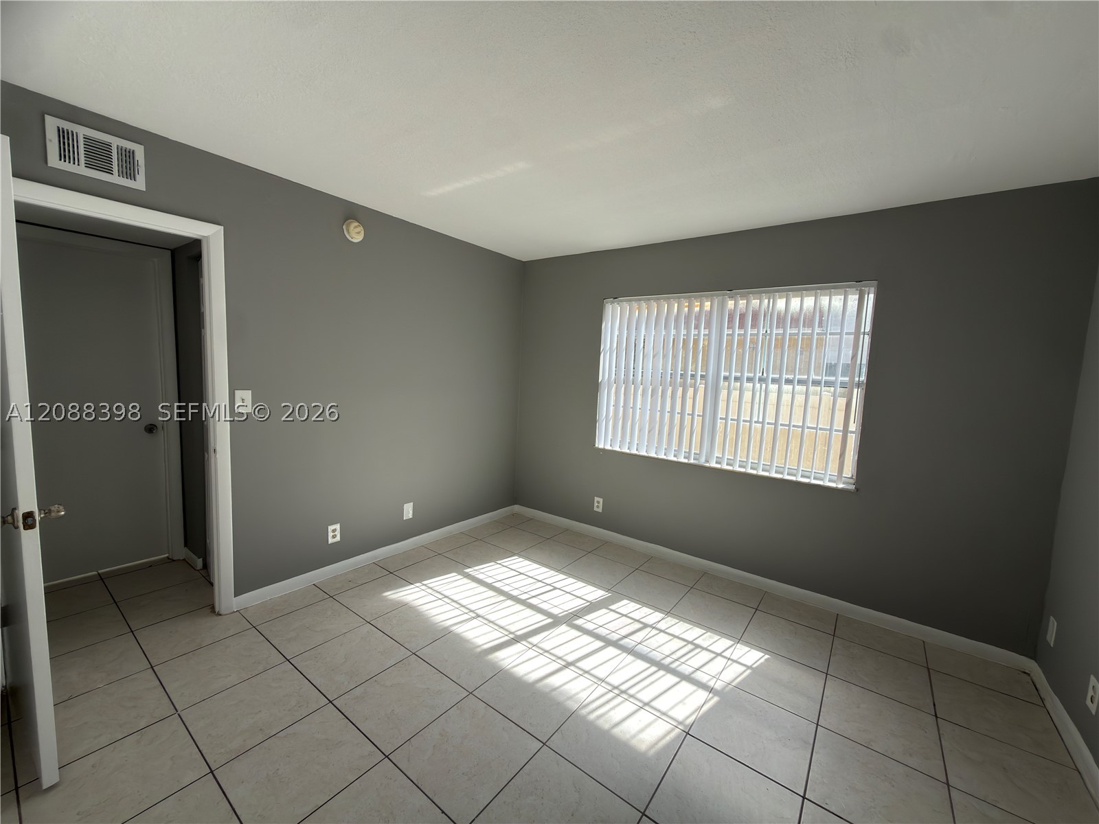 11448 Nw 43rd St 11448 Property Photo 7