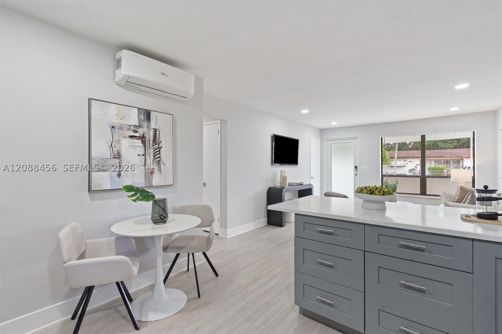 6405 Dawson St Property Photo 8