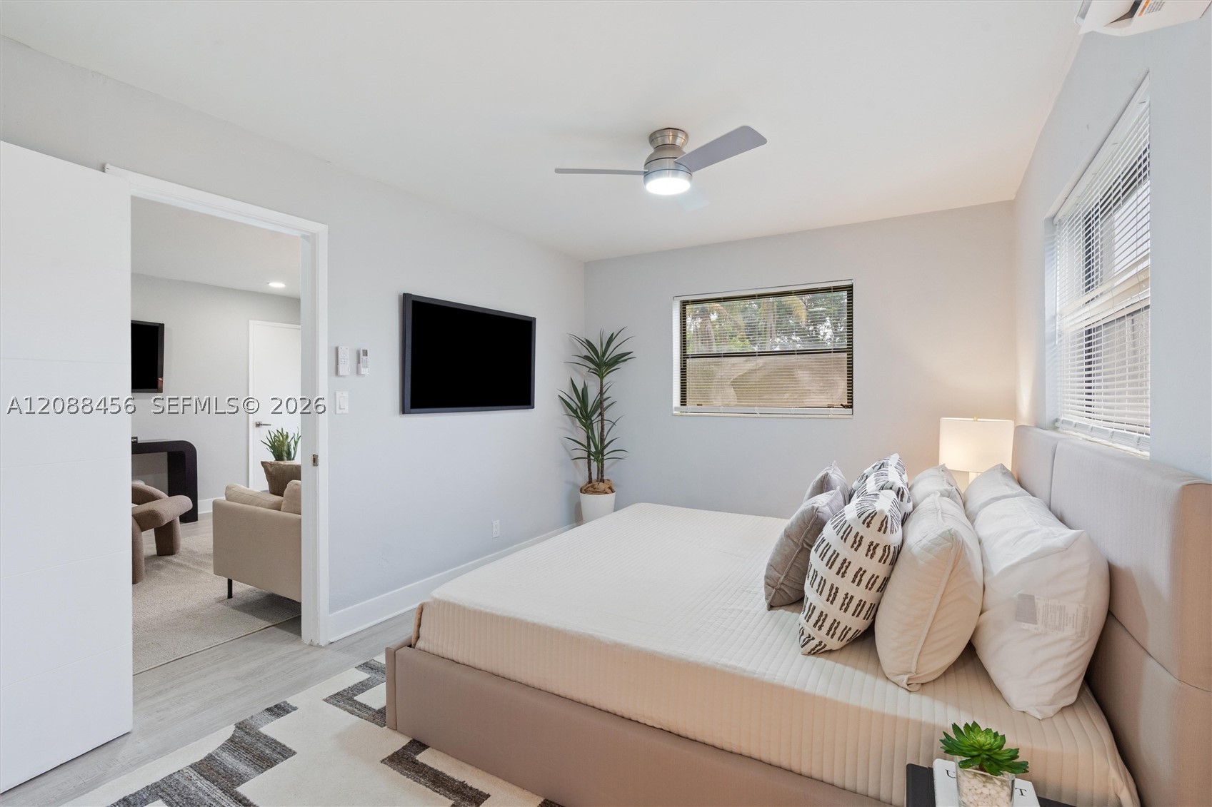6405 Dawson St Property Photo 10