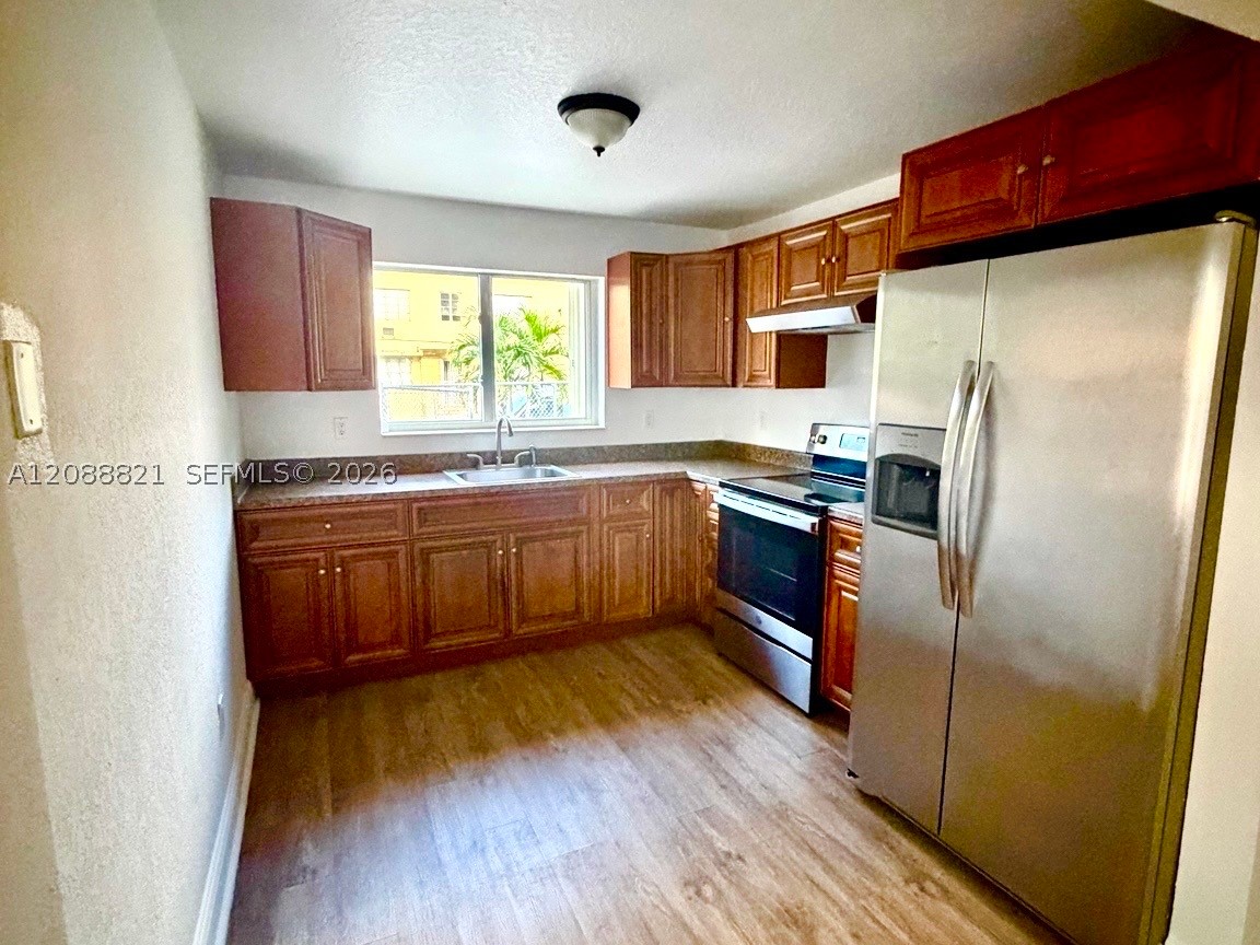 220 NW 7th Ave 1 Property Photo 1