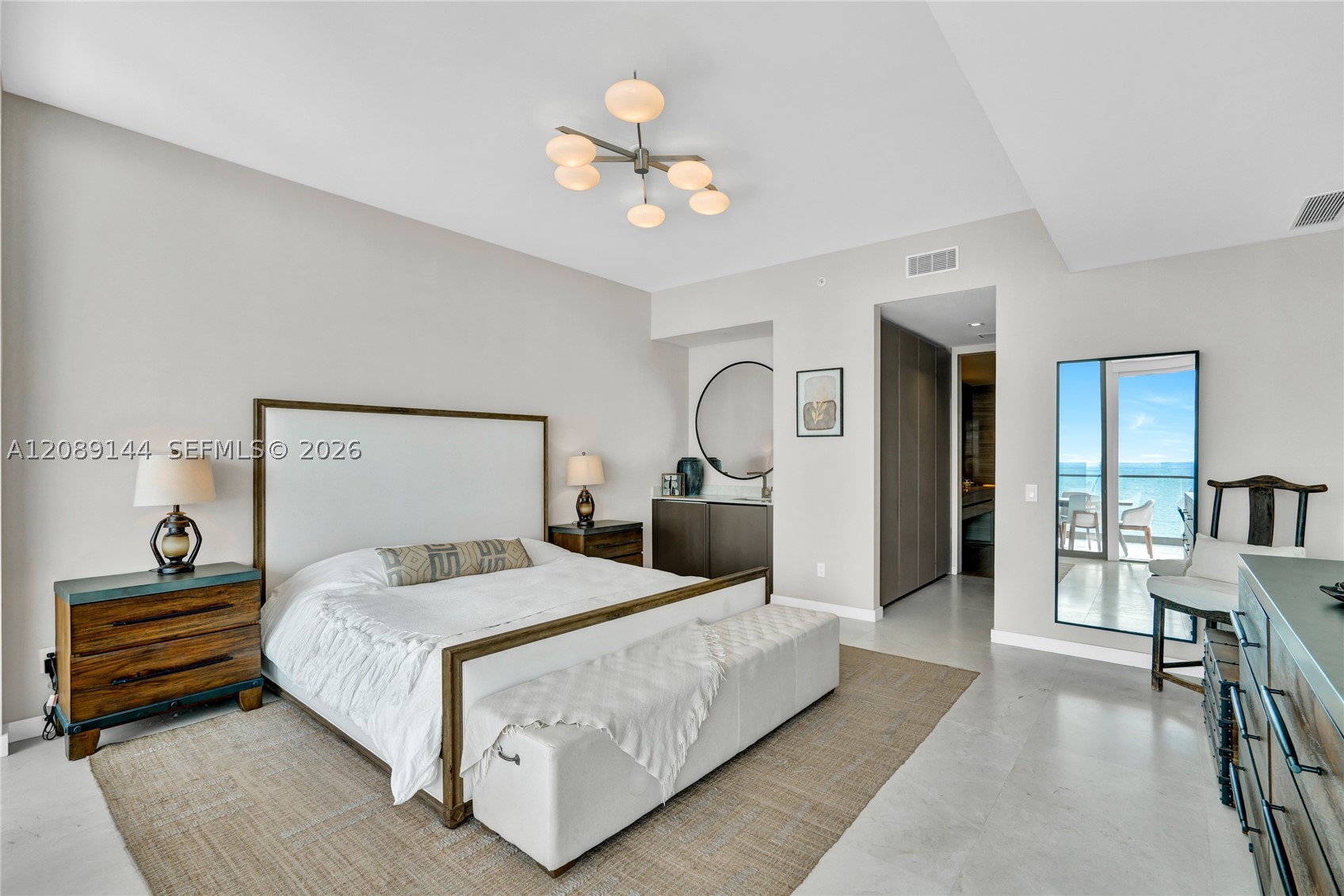 18975 Collins Ave 903 Property Photo 7