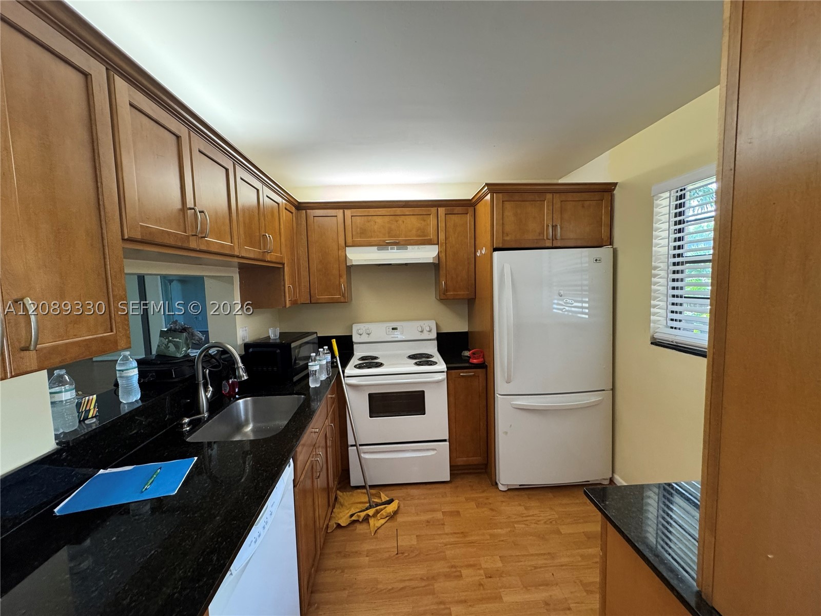 10855 SW 112th Ave 316 Property Photo 1