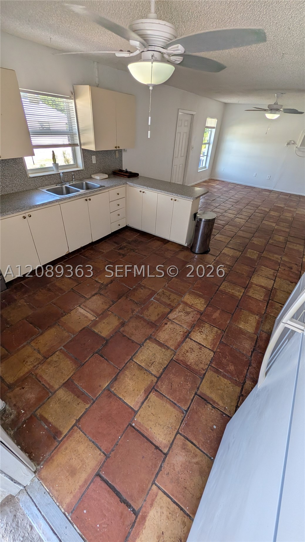 10 Silver Springs Dr Property Photo 10