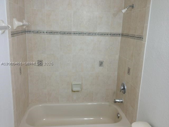 2551 Se 16th Ter 105 Property Photo 3