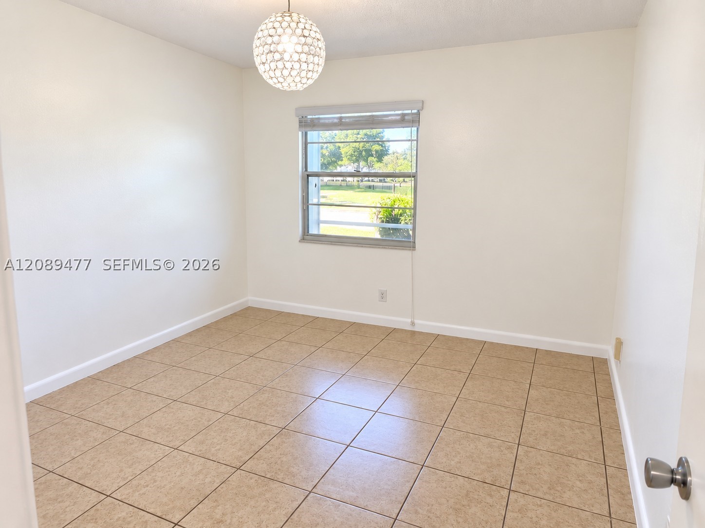 300 Sw 134th Way 105e Property Photo 11