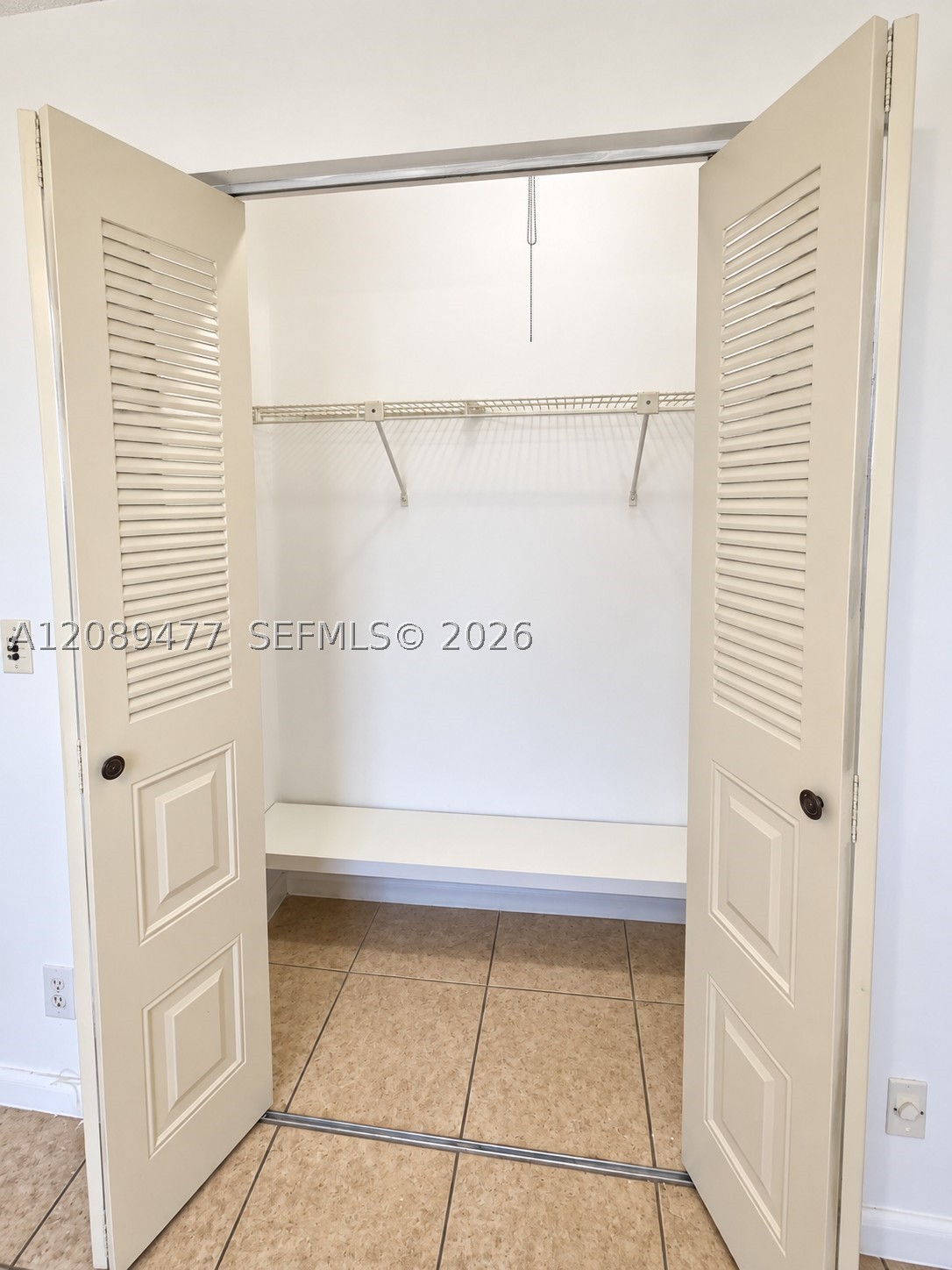 300 Sw 134th Way 105e Property Photo 12