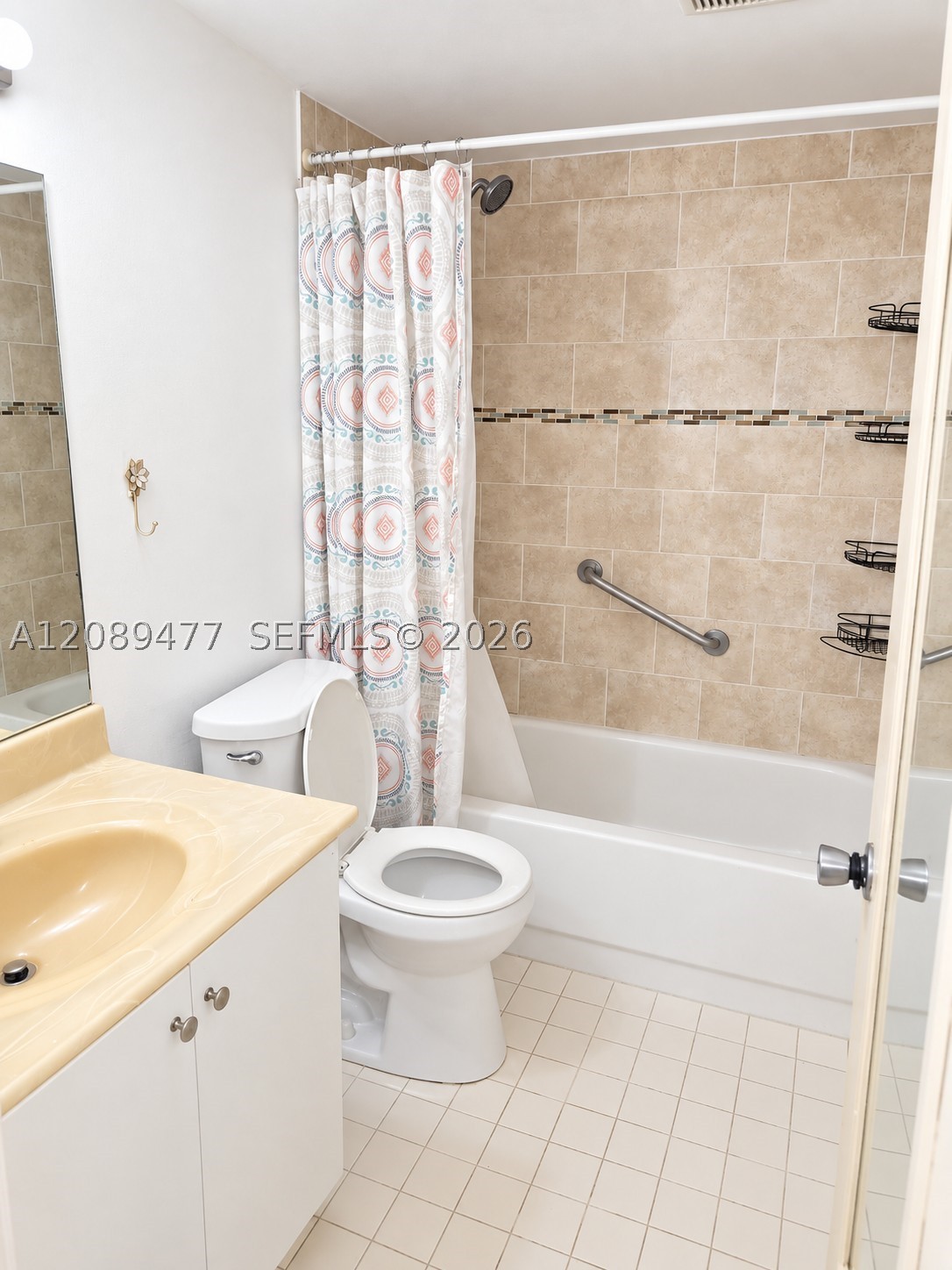300 Sw 134th Way 105e Property Photo 13