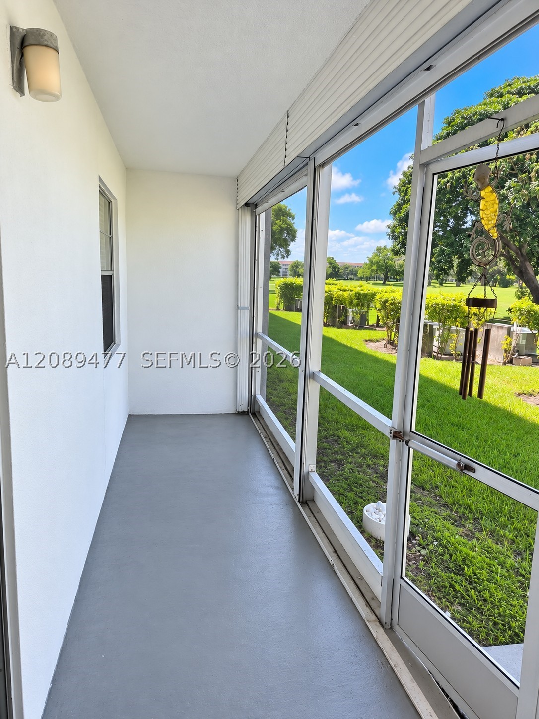 300 Sw 134th Way 105e Property Photo 19