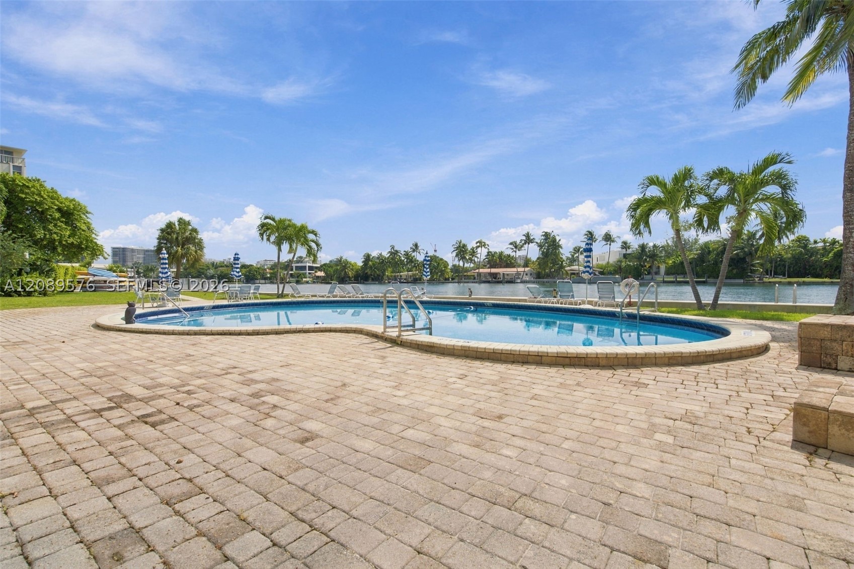 9101 E Bay Harbor Dr 201 Property Photo 20