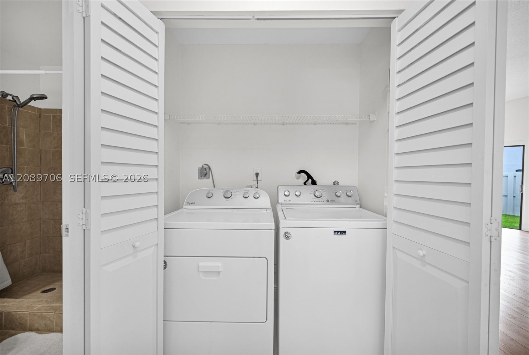 2414 San Remo Cir Property Photo 21