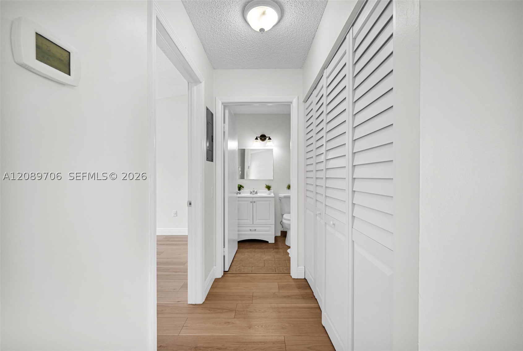 2414 San Remo Cir Property Photo 29