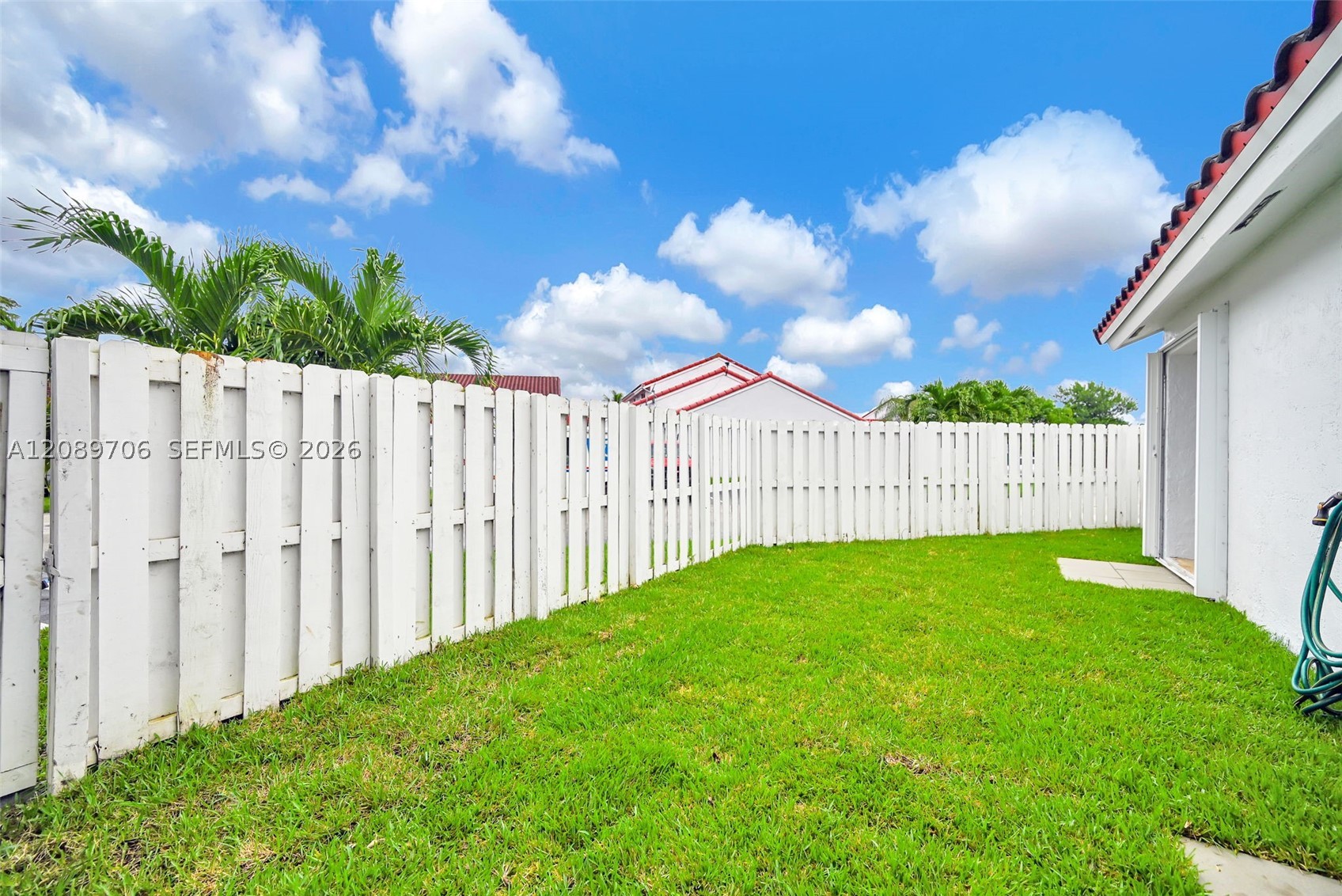 2414 San Remo Cir Property Photo 35