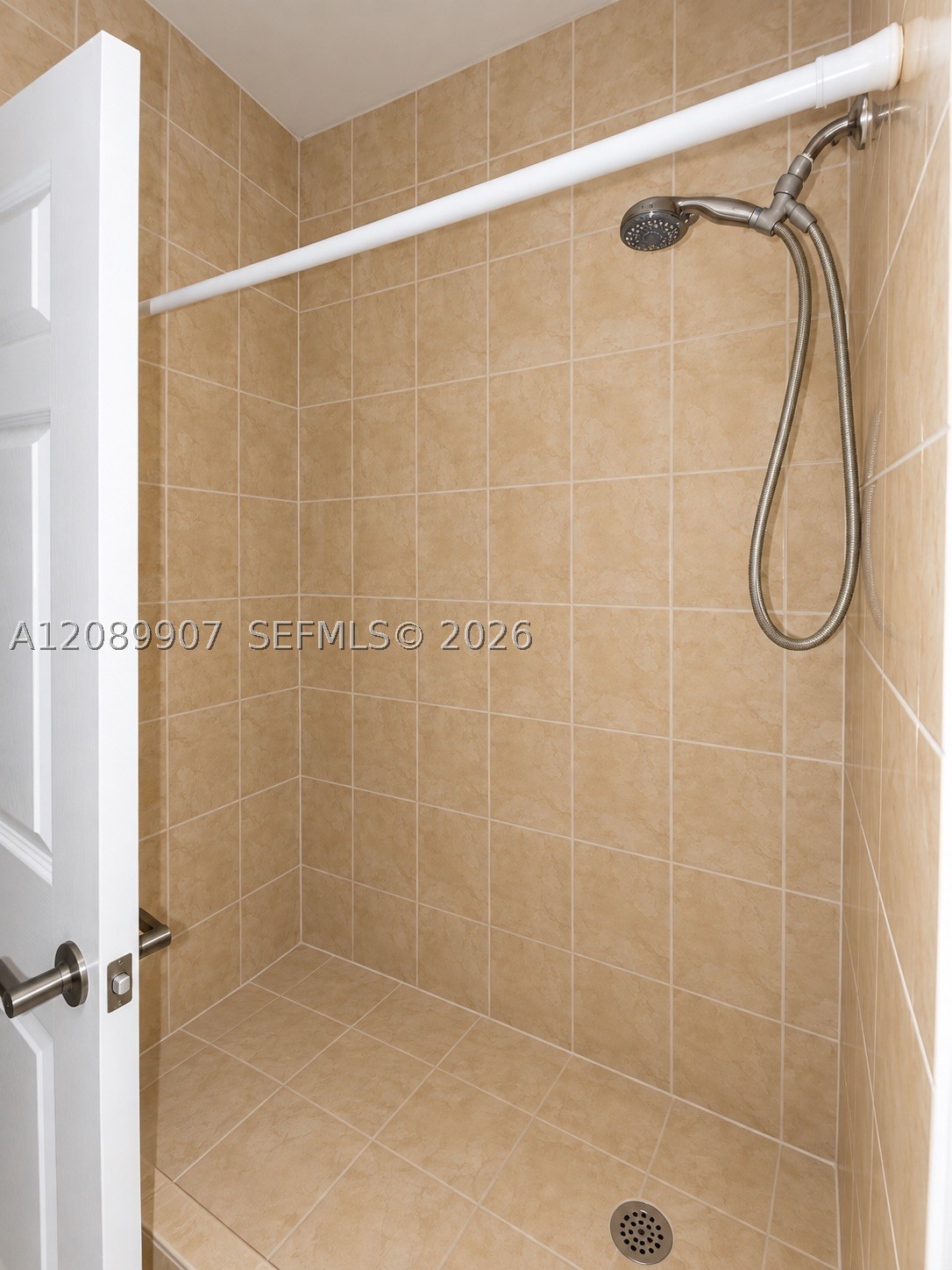 359 Ne 27th Ter 103 Property Photo 13