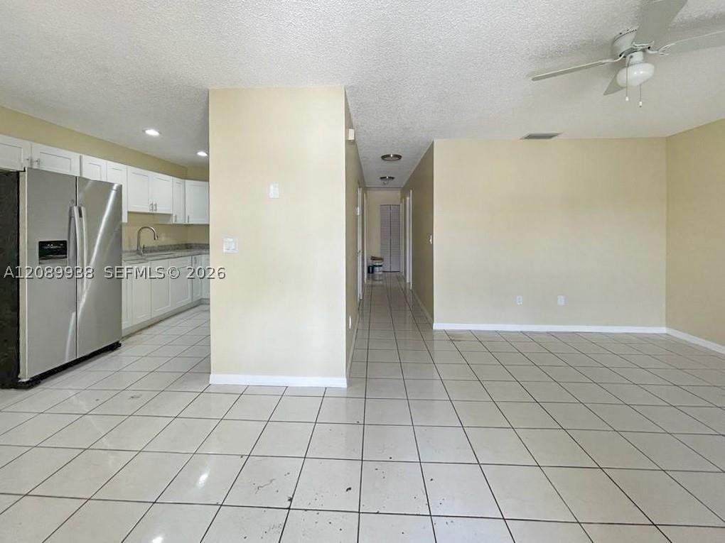 873 Sw 10th St Property Photo 5