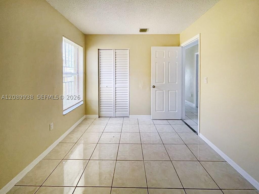 873 Sw 10th St Property Photo 9