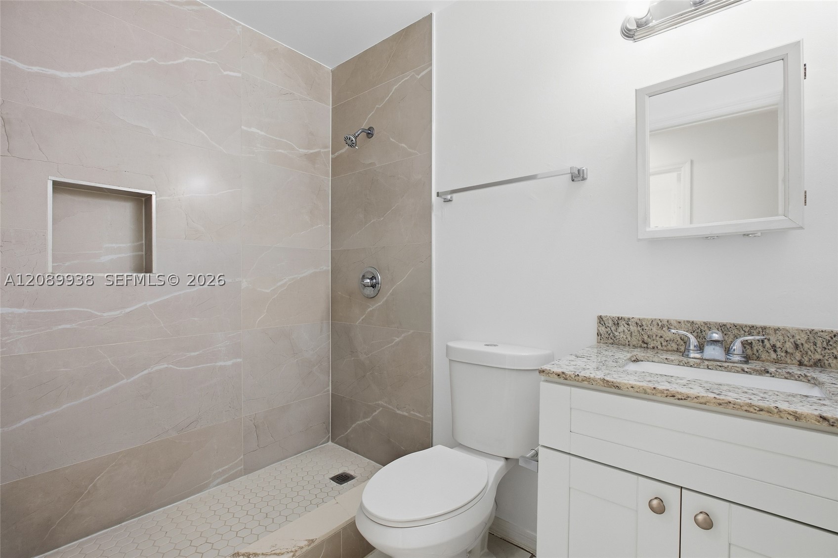 873 Sw 10th St Property Photo 14