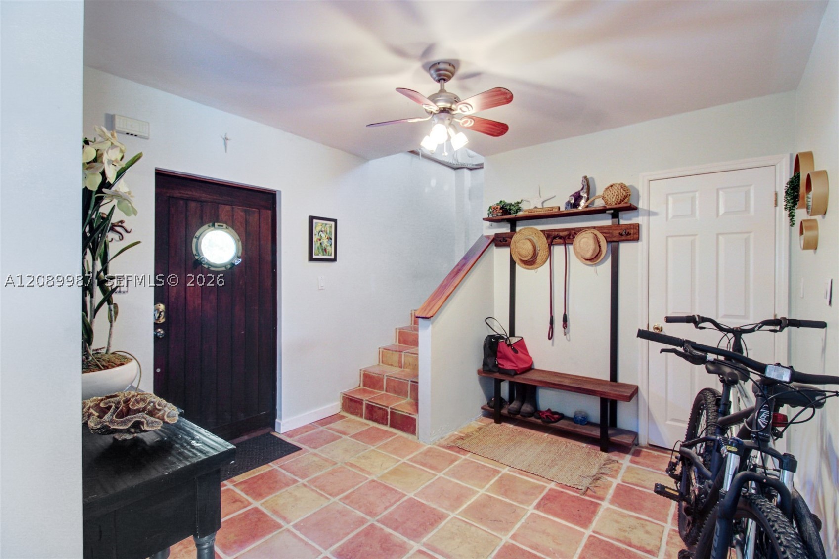 133 Valois Blvd Property Photo 8