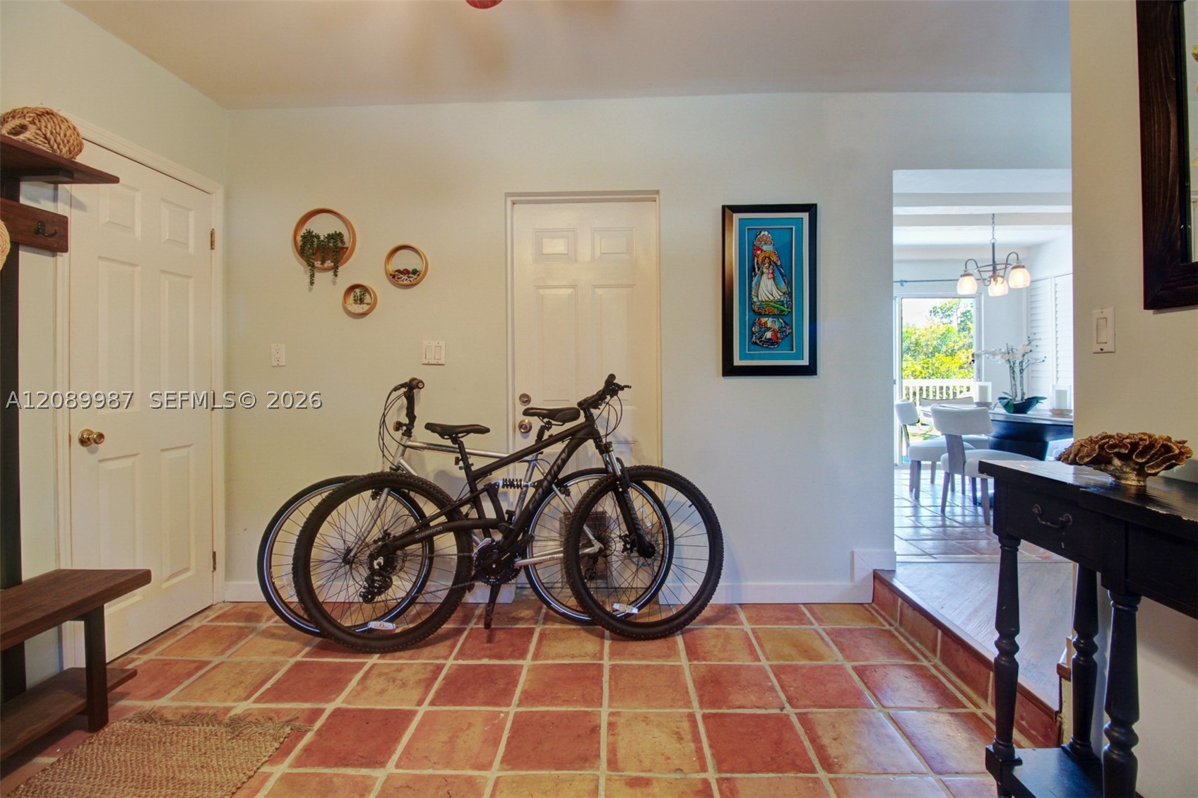 133 Valois Blvd Property Photo 9