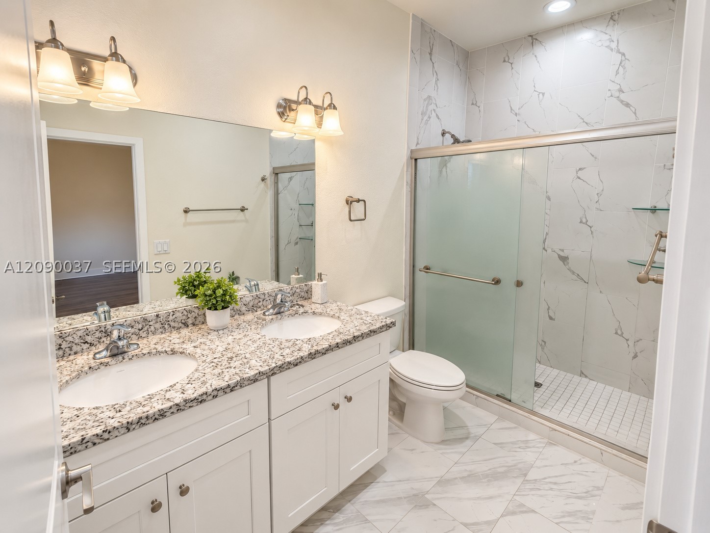 A12090037 Property Photo 6