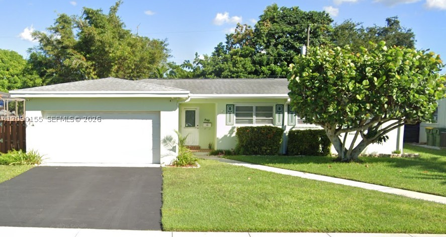 949 Nw 9th St Property Photo 1