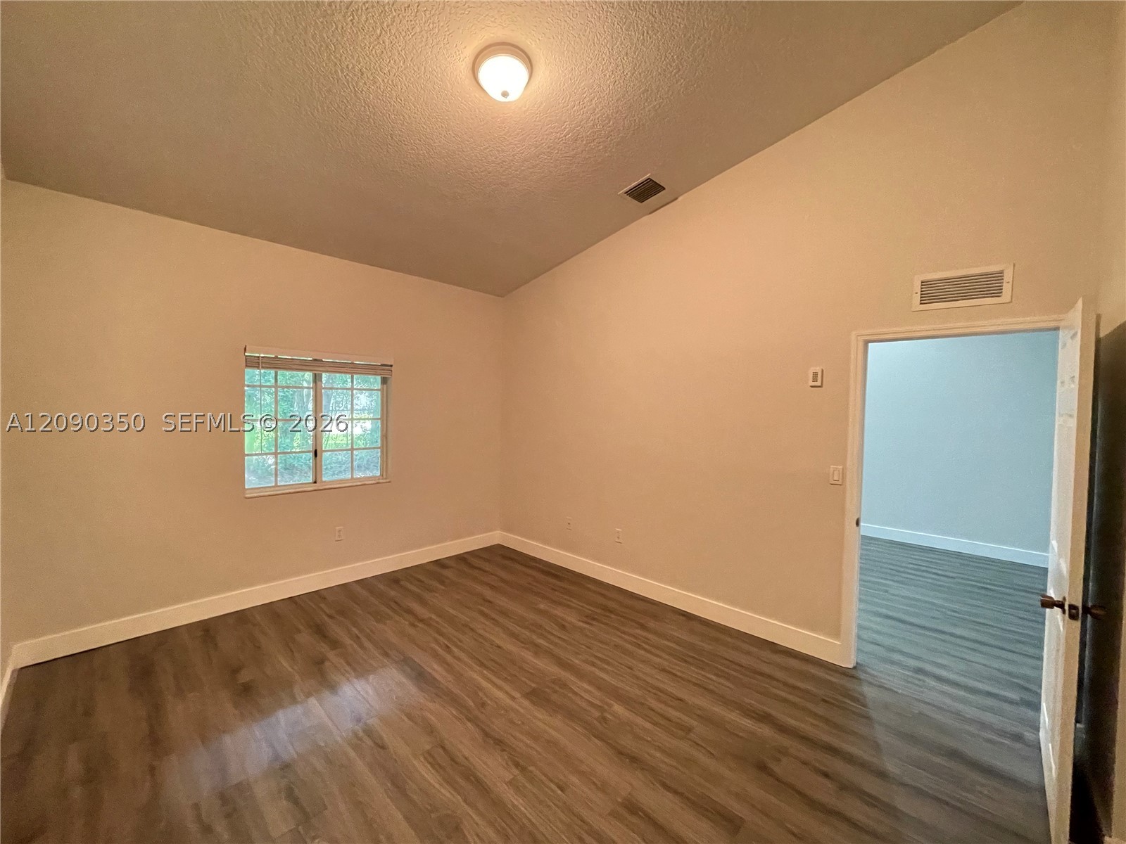 1178 Ne 32 Nd Avenue 0 Property Photo 6