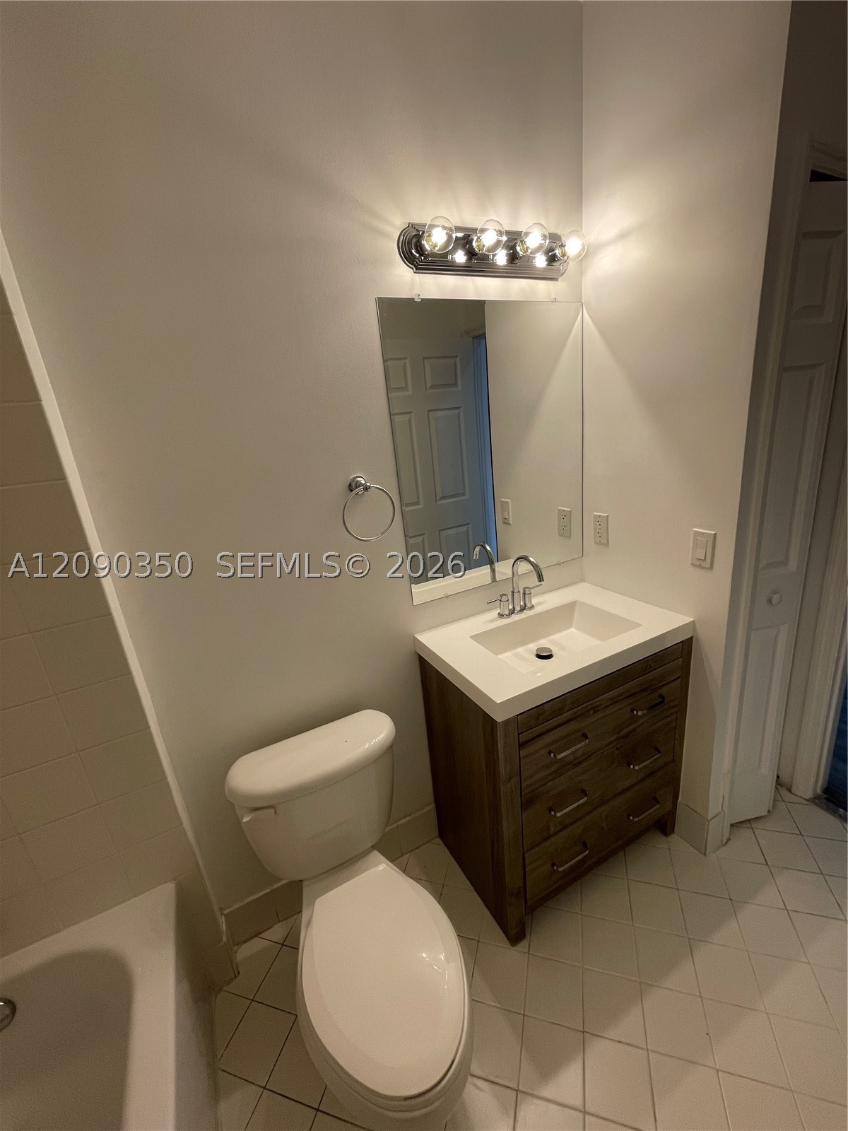 1178 Ne 32 Nd Avenue 0 Property Photo 13