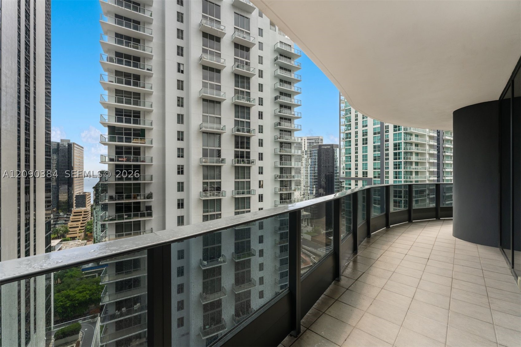 1000 Brickell Plz 2401 Property Photo 21
