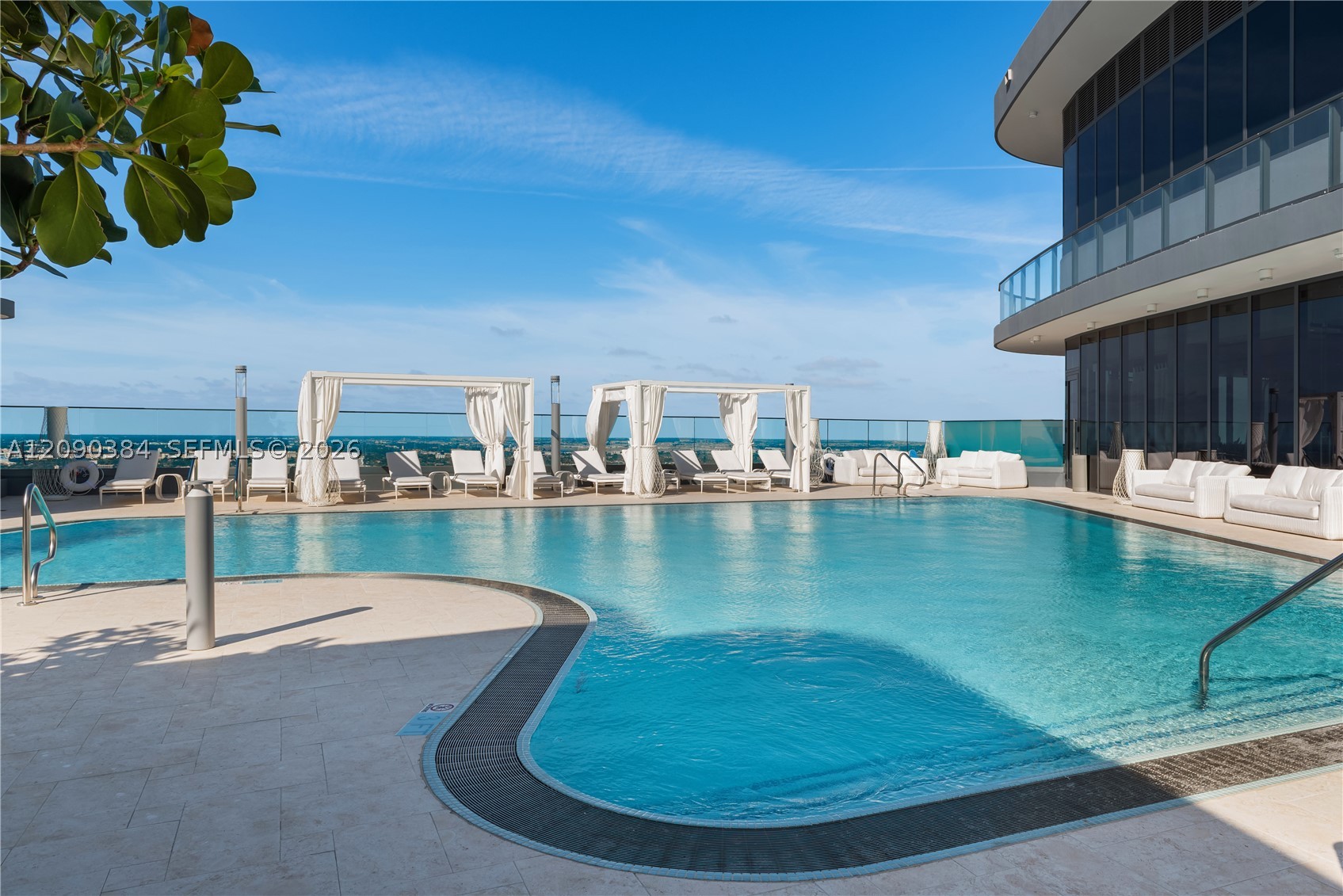 1000 Brickell Plz 2401 Property Photo 29