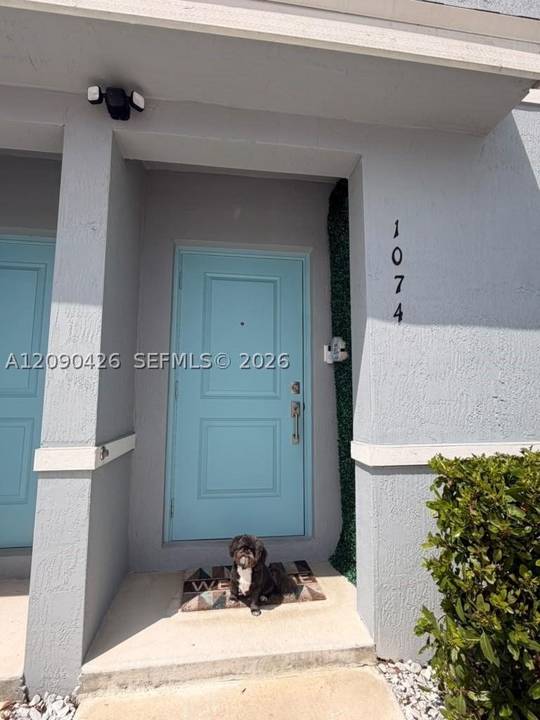 1074 NW 6th Ter Property Photo 1