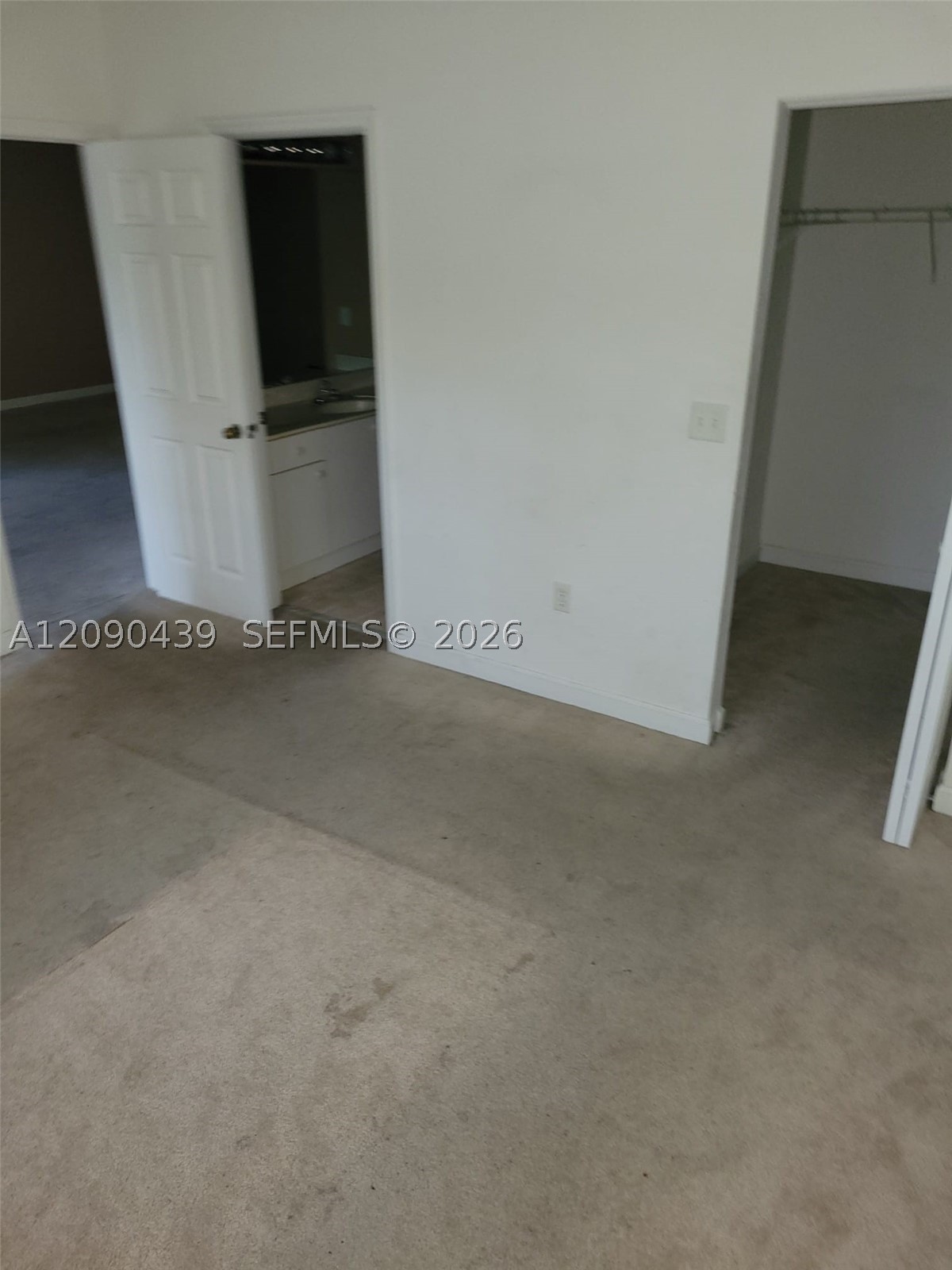 2720 Ne 3rd Dr 202 Property Photo 3