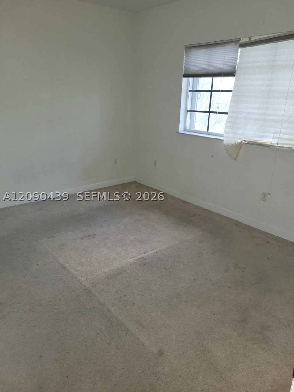 2720 Ne 3rd Dr 202 Property Photo 4