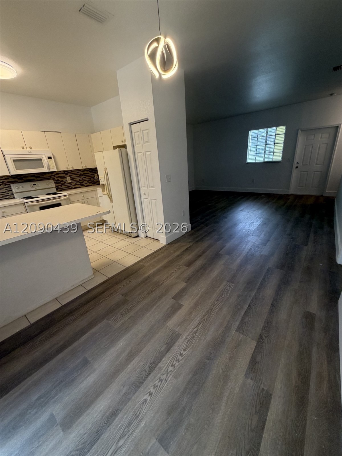 2720 Ne 3rd Dr 202 Property Photo 10