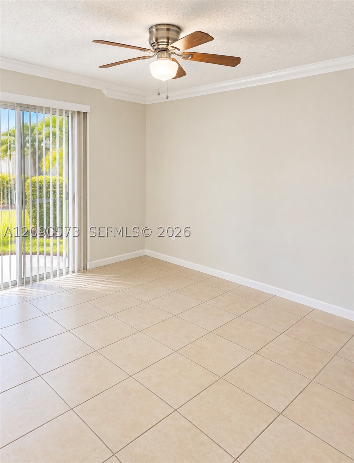 1211 S Independence Dr 1211f Property Photo 5