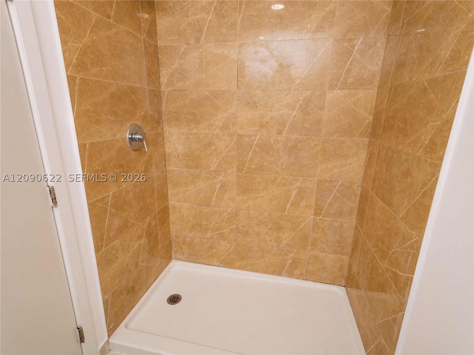 111 Nw 12th Ct Property Photo 17