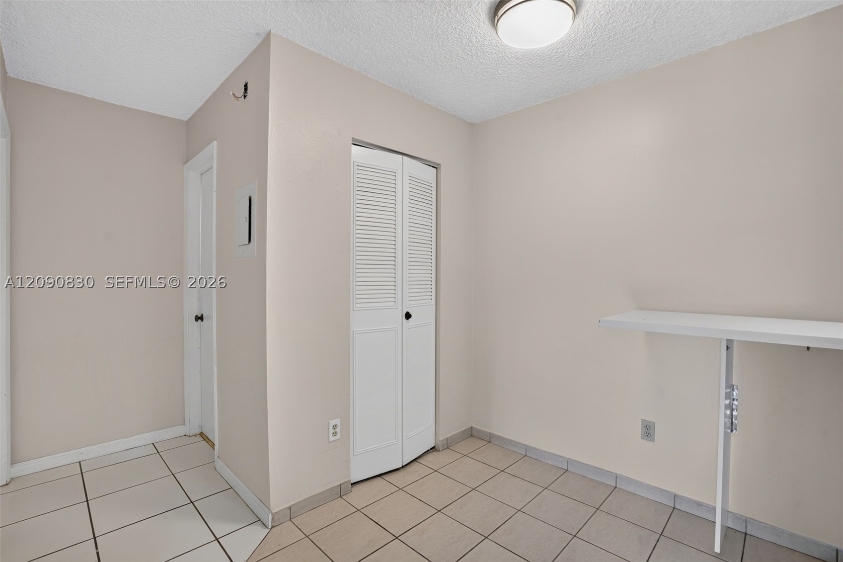 10786 N Kendall Dr D14 Property Photo 7
