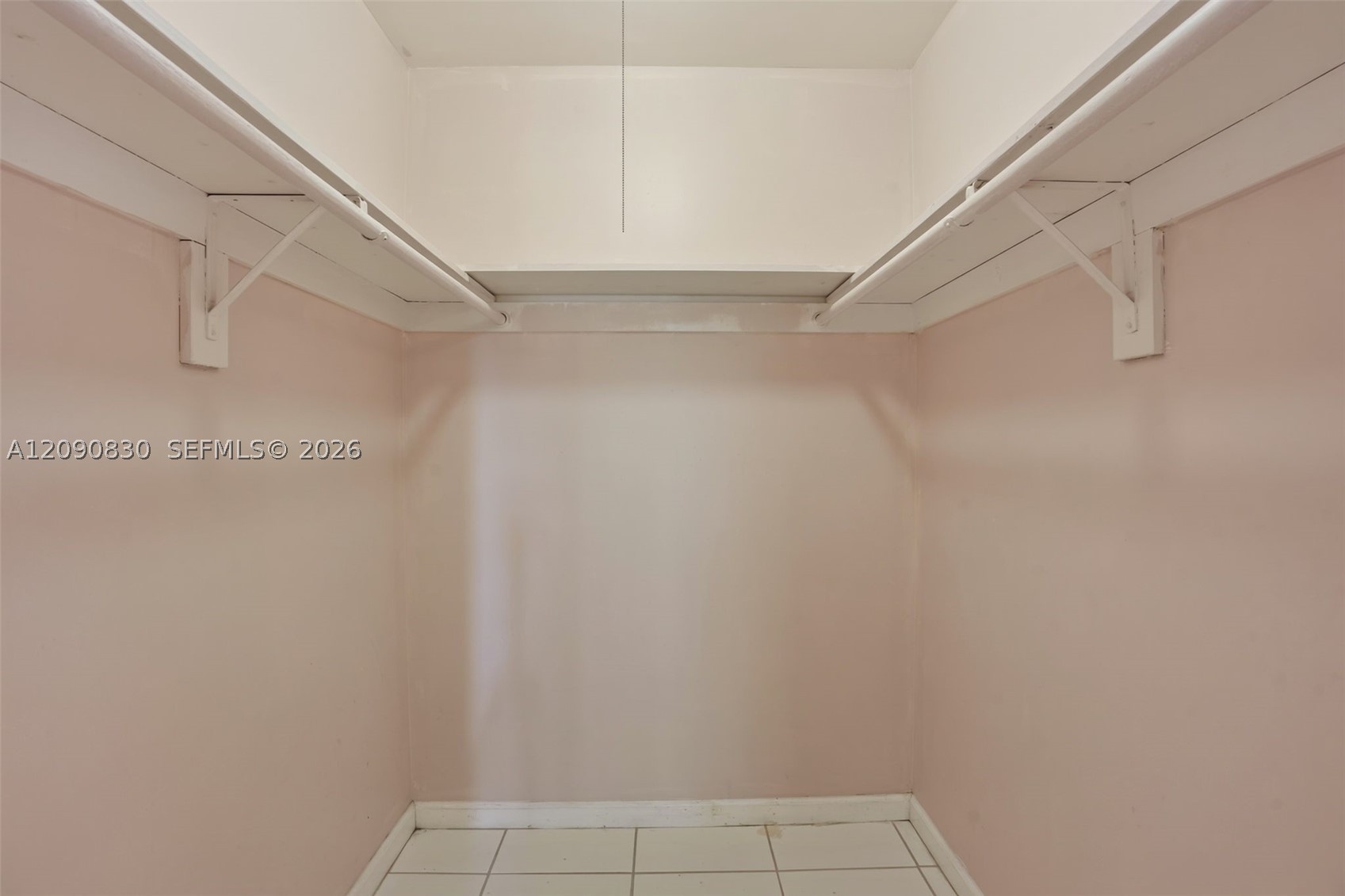 10786 N Kendall Dr D14 Property Photo 11