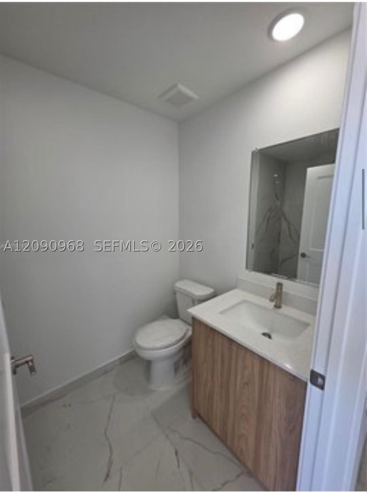 1305 Nw 4th Ter Property Photo 6