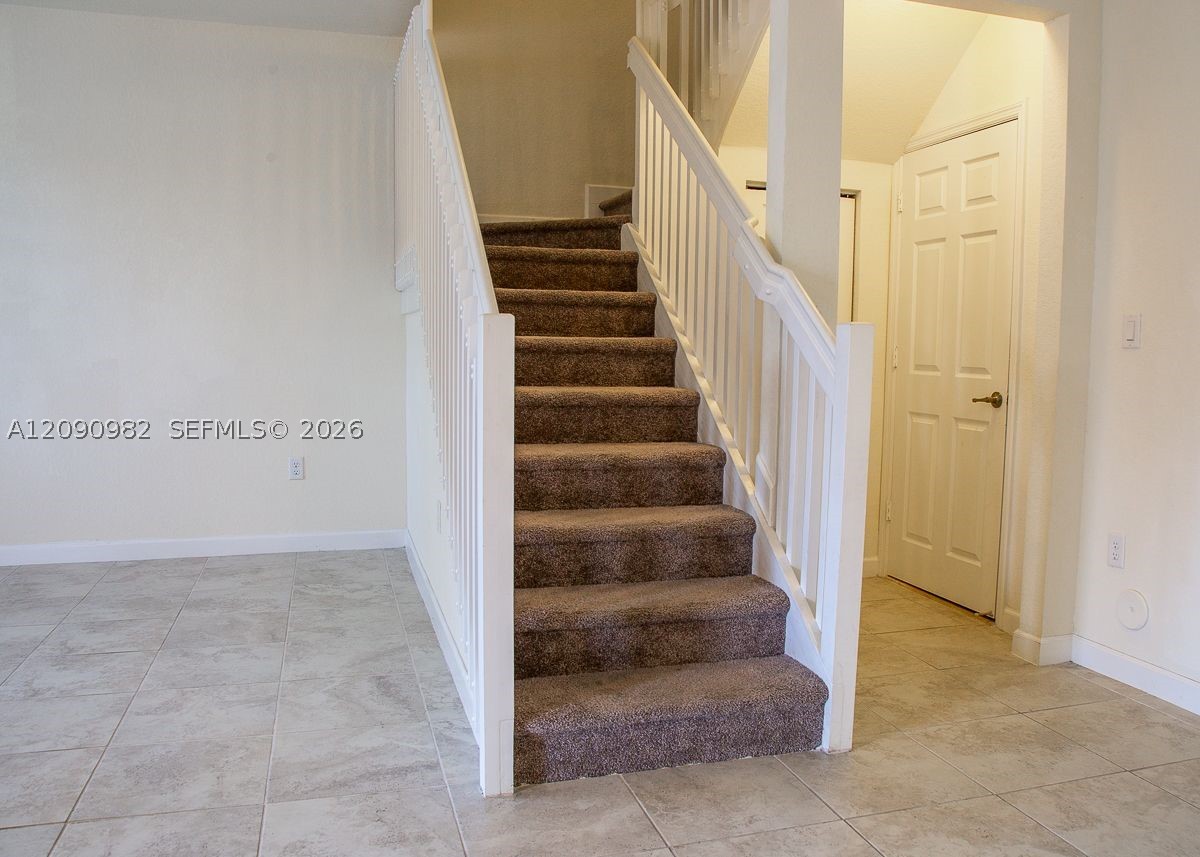 11422 Sw 248th Ln Property Photo 7