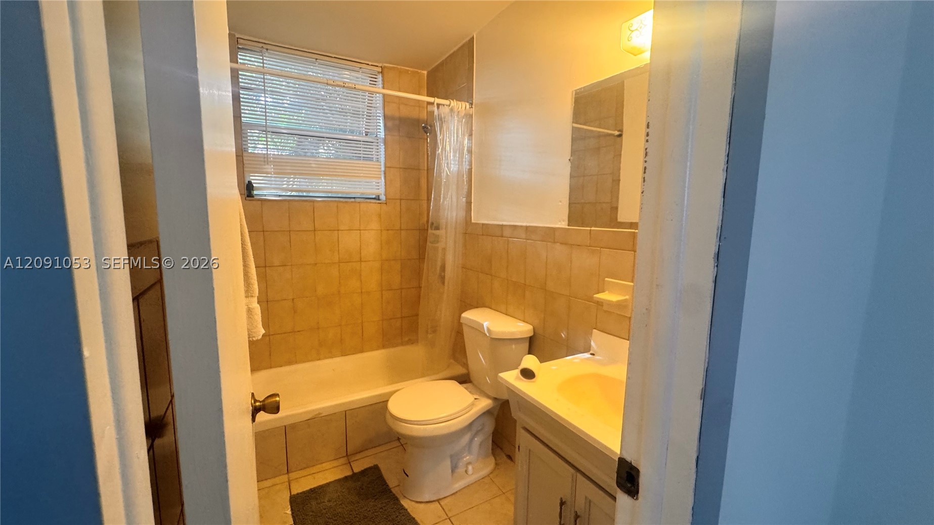 1923 Roosevelt St 4 Property Photo 5