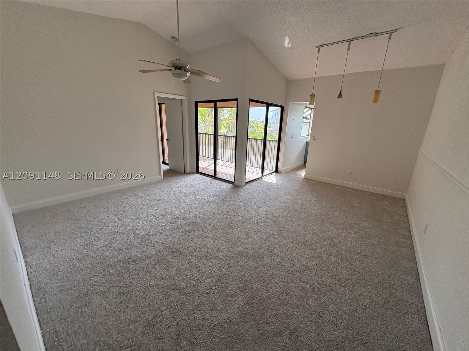 1200 N Liberty Ave 1200I Property Photo 1