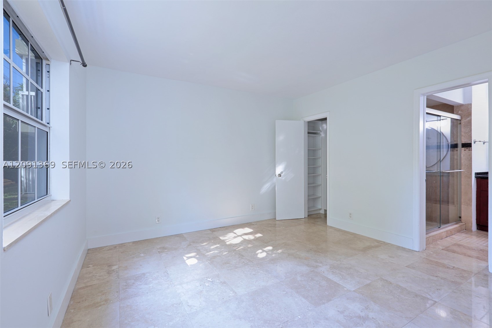 2424 Se 17th Cswy 109b Property Photo 13