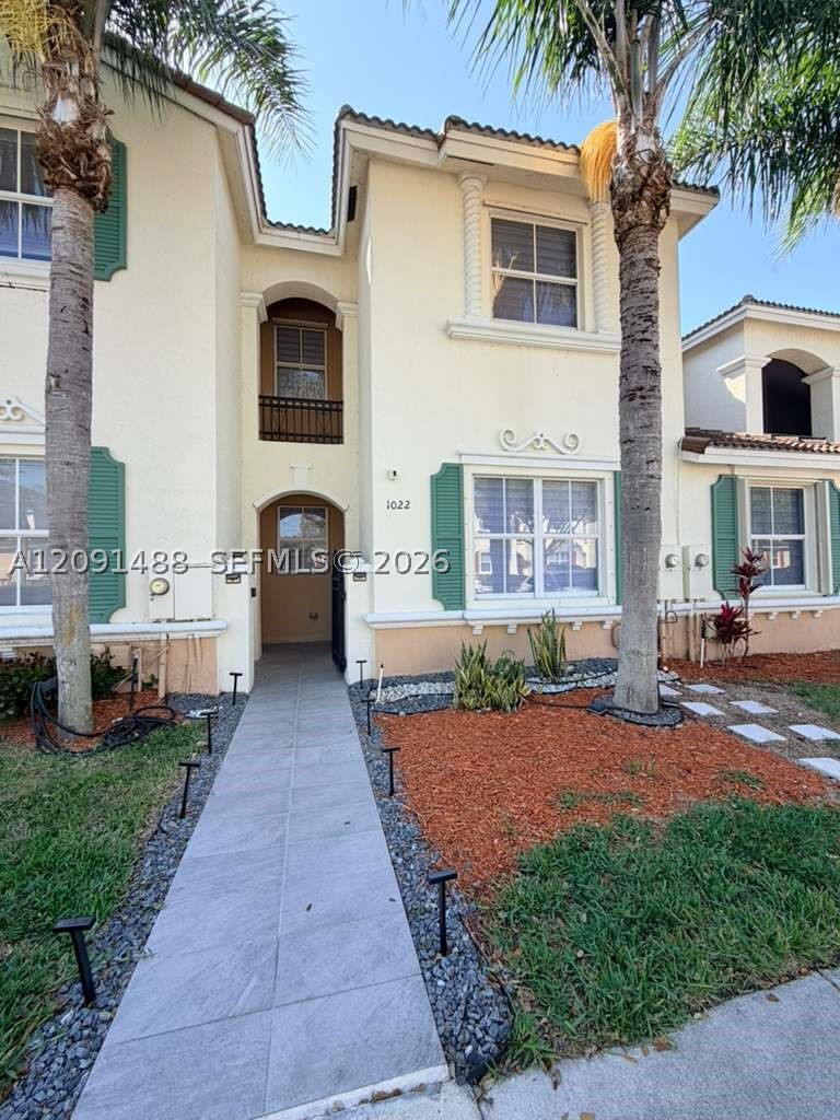 1022 Ne 42nd Ter N/a Property Photo 1